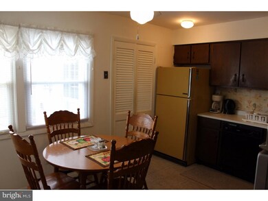 1 Farragut Ct, Willingboro, NJ 08046 - photo 7