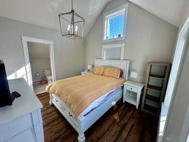 8 Osborne St unit 3, Salem, MA 01970 - photo 2