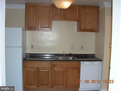 407 Nalley Rd, Hyattsville, MD 20785 - photo 2