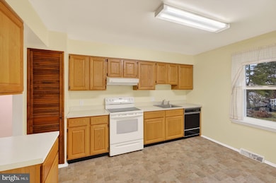 28 Cochise Ln, Royersford, PA 19468 - photo 7