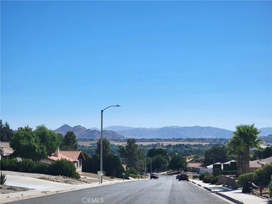 17106 Forest Hills Dr, Victorville, CA 92395 - photo 4