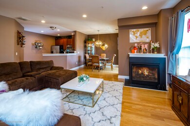 07_Living Room-2