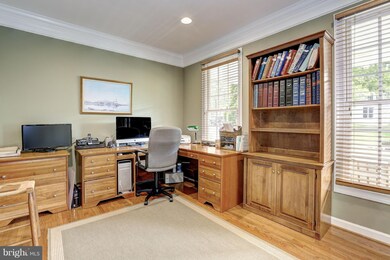 734 Turtle Pond Ln, Gaithersburg, MD 20878 - photo 7