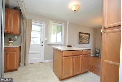 4422 Fieldgreen Rd, Nottingham, MD 21236 - photo 6