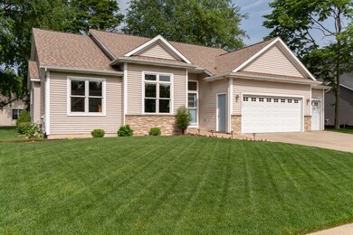 10840 Poplar Bluff Ct, Portage, MI 49024 - photo 2