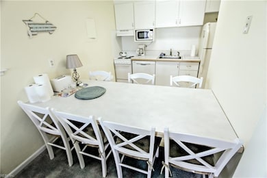 5604 Atlantic Ave unit B, Virginia Beach, VA 23451 - photo 2