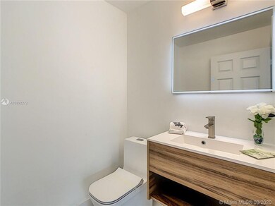 Downstair 1/2 Bathroom