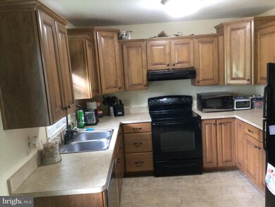 14041 Mercersburg Rd unit 1, Greencastle, PA 17225 - photo 5