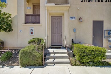 31200 Strawberry Tree Ln, Temecula, CA 92592 - photo 4