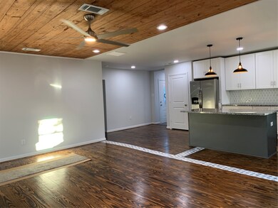 7026 Winfree Dr, Houston, TX 77087 - photo 4