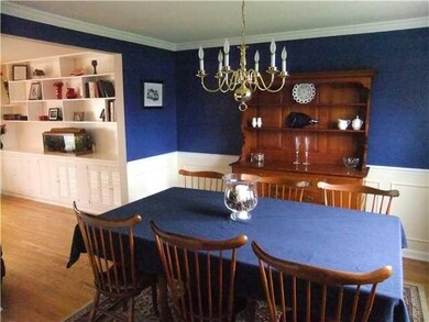 880 Castlebar Dr, North Tonawanda, NY 14120 - photo 4