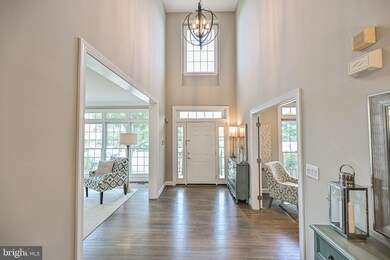 2047 George Washington Rd, Vienna, VA 22182 - photo 3