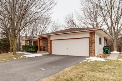 627 W Orchard St, Mundelein, IL 60060 - photo 2
