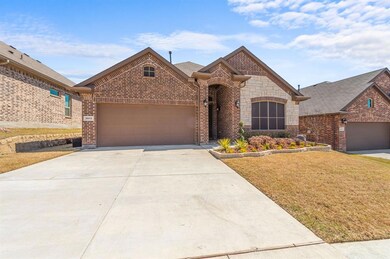 3913 Crosstrees Dr, Lake Dallas, TX 75065 - photo 2