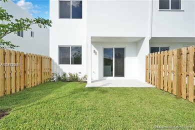 7231 NW 103rd Path unit 7143, Doral, FL 33178 - photo 5
