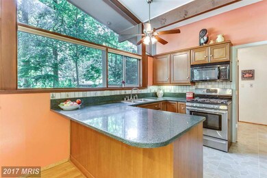 3300 Parkside Terrace, Fairfax, VA 22031 - photo 6