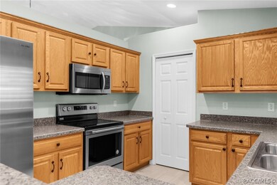 83 W Citrus Springs Blvd, Citrus Springs, FL 34434 - photo 5