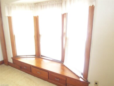 More natural woodwork with this beautiful dining r