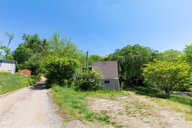 459 Onteora Blvd, Asheville, NC 28803 - photo 6