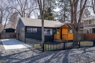 850 SE Pelton Place, Bend, OR 97702 - photo 4