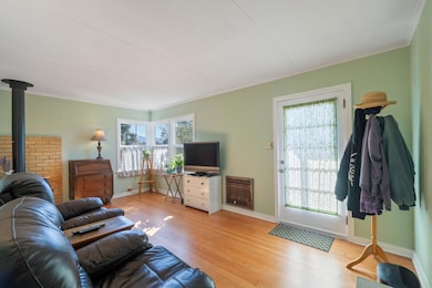 1412 9th St, Tillamook, OR 97141 - photo 5