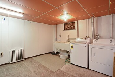 700 Keller Ave, Waukegan, IL 60085 - photo 3