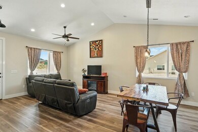 214 W Mountain View Dr, Cedar City, UT 84720 - photo 6