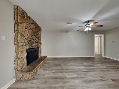 1438 Peach Spring Dr, Houston, TX 77088 - photo 2