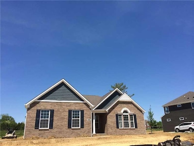 7028 Stoney Ridge Dr, Columbus, IN 47201 - photo 2