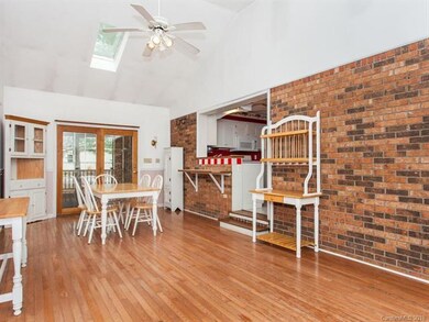 9 Moody Rd, Asheville, NC 28806 - photo 7