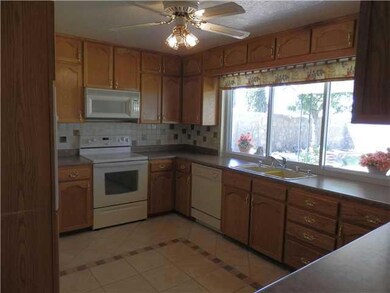 10417 Byway Dr, El Paso, TX 79935 - photo 7