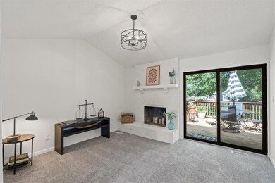 5555 Meadow Height Dr, Shawnee, KS 66226 - photo 7