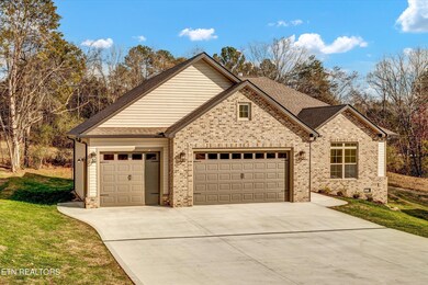 304 Cheeyo Ln, Loudon, TN 37774 - photo 2