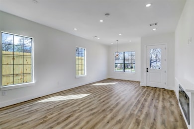 3737 Nathaniel Brown St, Houston, TX 77021 - photo 3