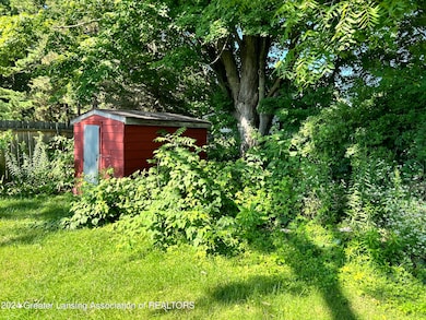 5824 Haag Rd, Lansing, MI 48911 - photo 2