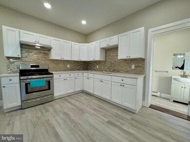 1208 Green St, Reading, PA 19604 - photo 6