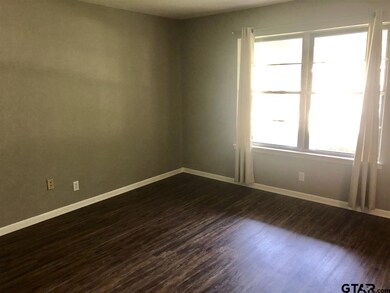 901 Rhodes Dr, Tyler, TX 75701 - photo 6