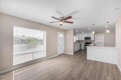 2126 E GRETTA PL Phoenix AZ 85022