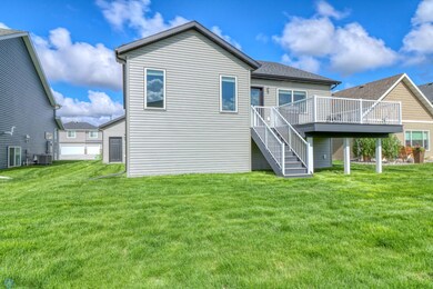 7320 26th St S, Fargo, ND 58104 - photo 5