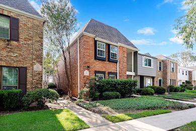 14579 Misty Meadow Ln, Houston, TX 77079 - photo 2