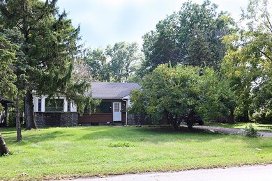 1113 E.MarkisonAve3