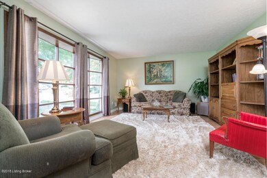 6807 Creedmoor Ct, Louisville, KY 40228 - photo 4