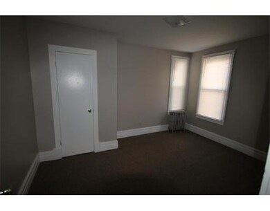 873 Worthington St unit 2, Springfield, MA 01105 - photo 4