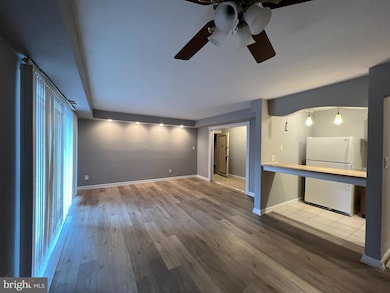 205 Erin Way unit T2, Reisterstown, MD 21136 - photo 4