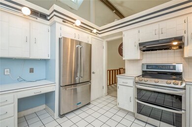 3515 SW 27th St, Des Moines, IA 50321 - photo 7