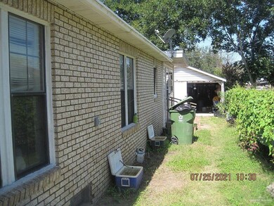 1004 S Missouri Ave, Weslaco, TX 78596 - photo 2