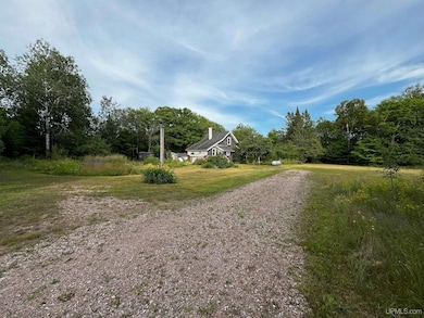 54866 Tecumseh Rd, Calumet, MI 49913 - photo 4