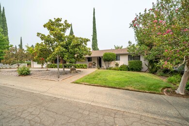 4190 Travona St, Redding, CA 96001 - photo 4