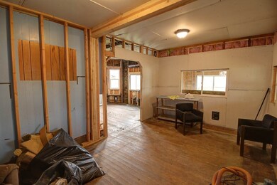 530 N Crosby St, Tekoa, WA 99033 - photo 7