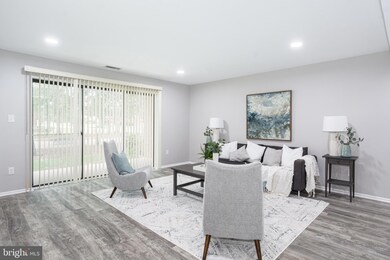 2903 Fallstaff Rd unit 205, Baltimore, MD 21209 - photo 3